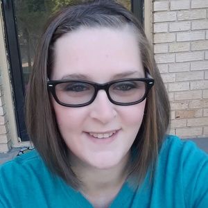 Meet your Posher, Caleana